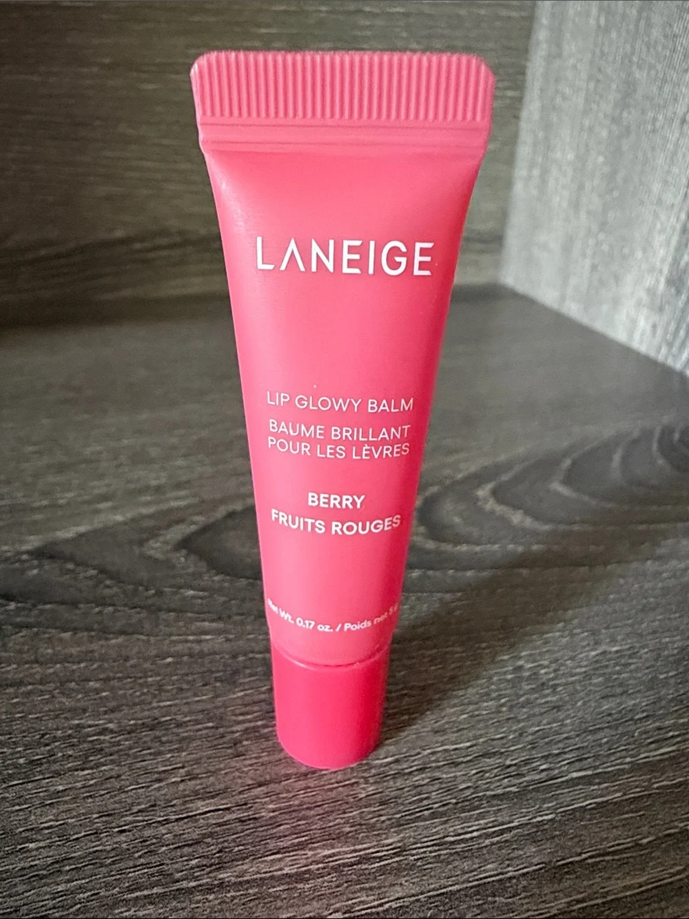 ❤️$8 NWT LANEIGE Lip Glowy Balm Berry 5g